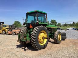 1990 JOHN DEERE 4955 FARM TRACTOR