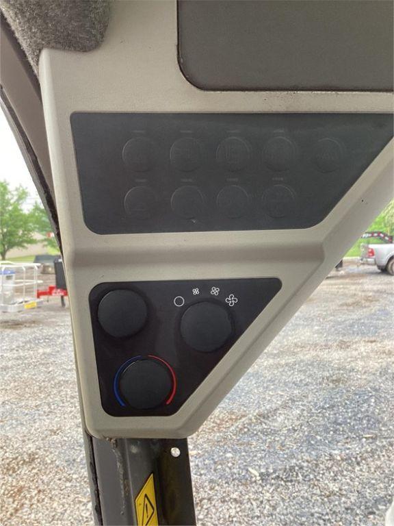 2012 VOLVO MC110C SKID STEER LOADER