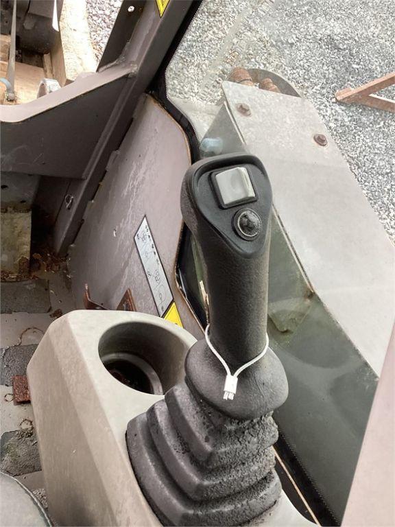 2012 VOLVO MC110C SKID STEER LOADER