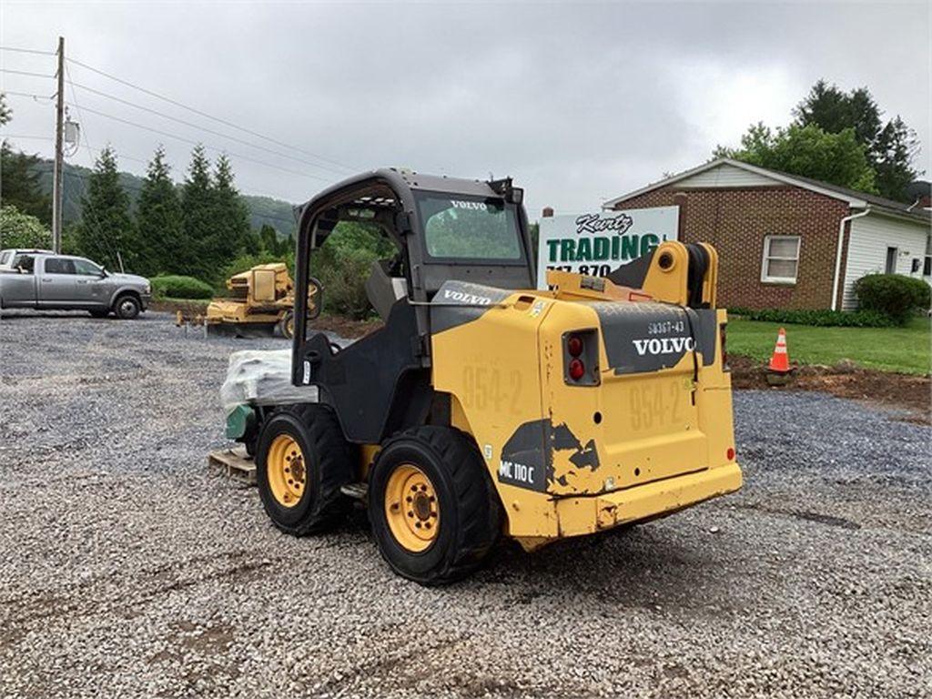 2012 VOLVO MC110C SKID STEER LOADER