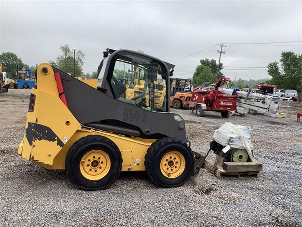 2012 VOLVO MC110C SKID STEER LOADER