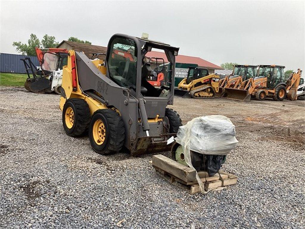 2012 VOLVO MC110C SKID STEER LOADER