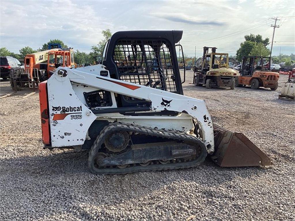 2019 BOBCAT T450 SKID STEER LOADER