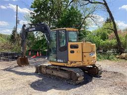 2016 DEERE 85G EXCAVATOR