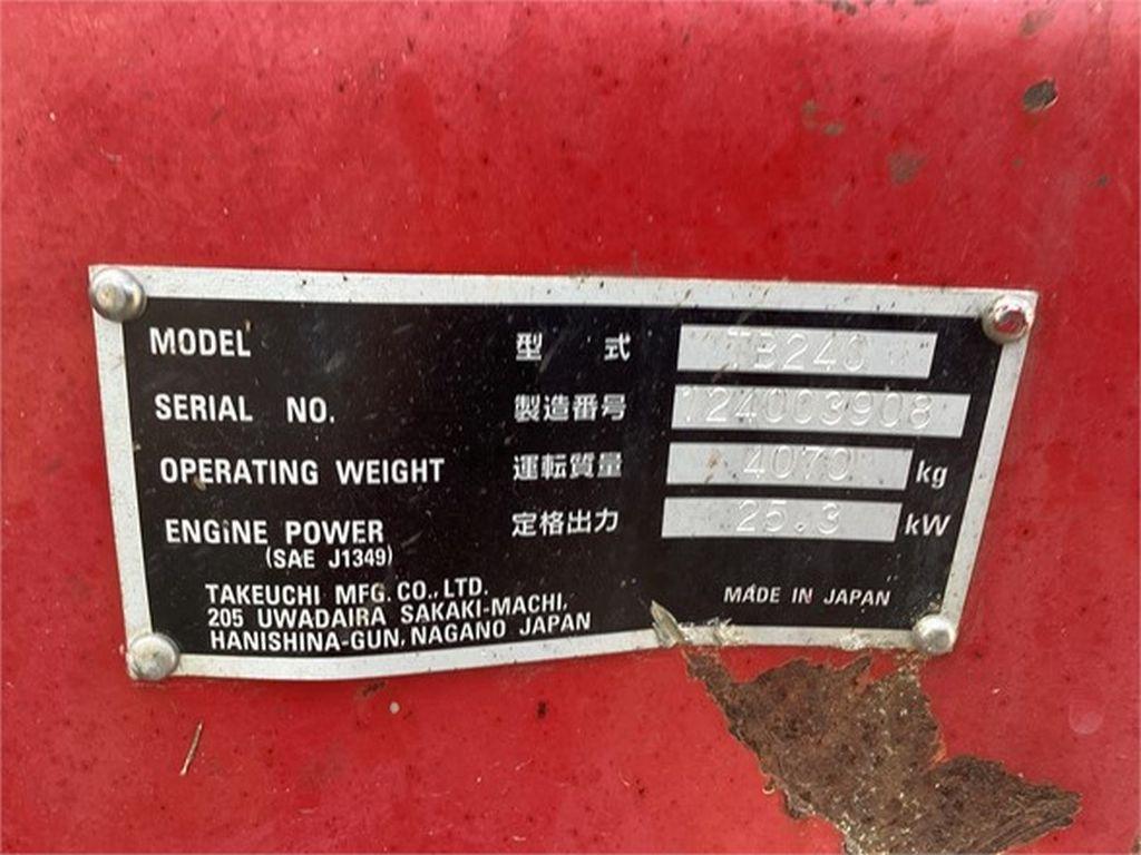 2019 TAKEUCHI TB240 MINI EXCAVATOR