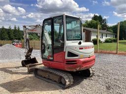 2019 TAKEUCHI TB240 MINI EXCAVATOR