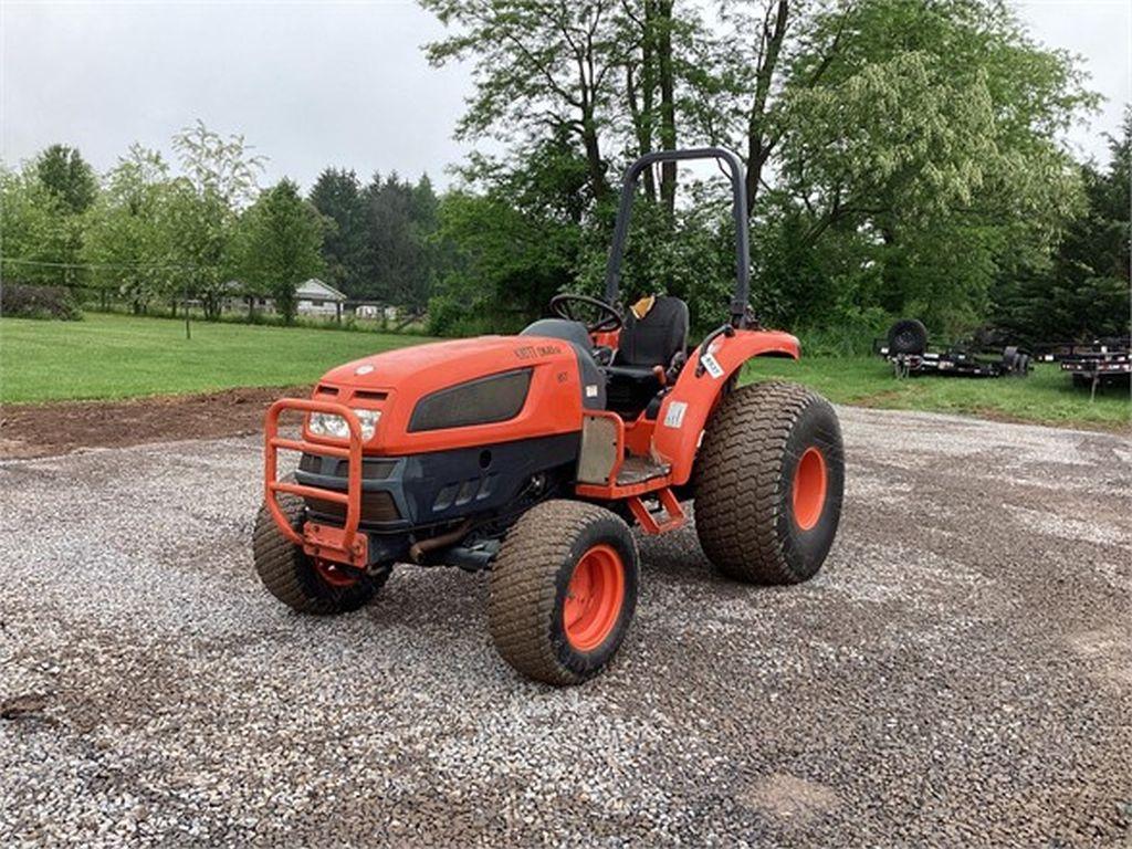 2014 KIOTI DK45SEHST FARM TRACTOR