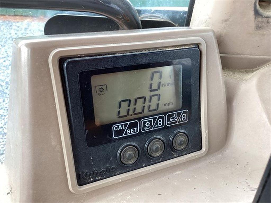 2007 KUBOTA M125X FARM TRACTOR