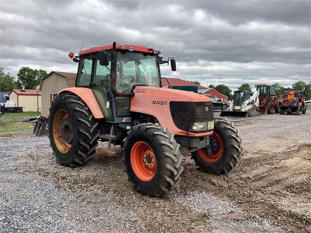 2007 KUBOTA M125X FARM TRACTOR