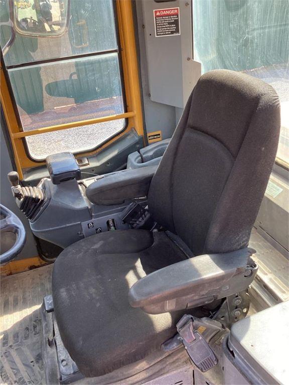 2015 KAWASAKI 65TM V-2 WHEEL LOADER