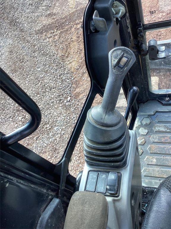 2019 CATERPILLAR 305.5E2 CR MINI EXCAVATOR