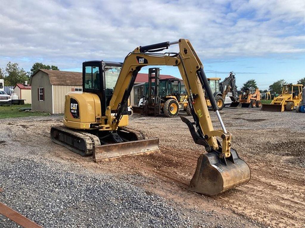 2019 CATERPILLAR 305.5E2 CR MINI EXCAVATOR