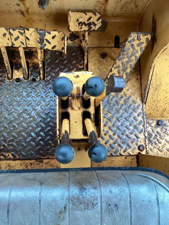 1986 CASE 1150D DOZER