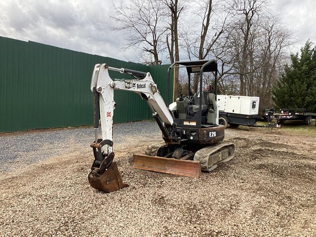 2012 BOBCAT E26 MINI EXCAVATOR