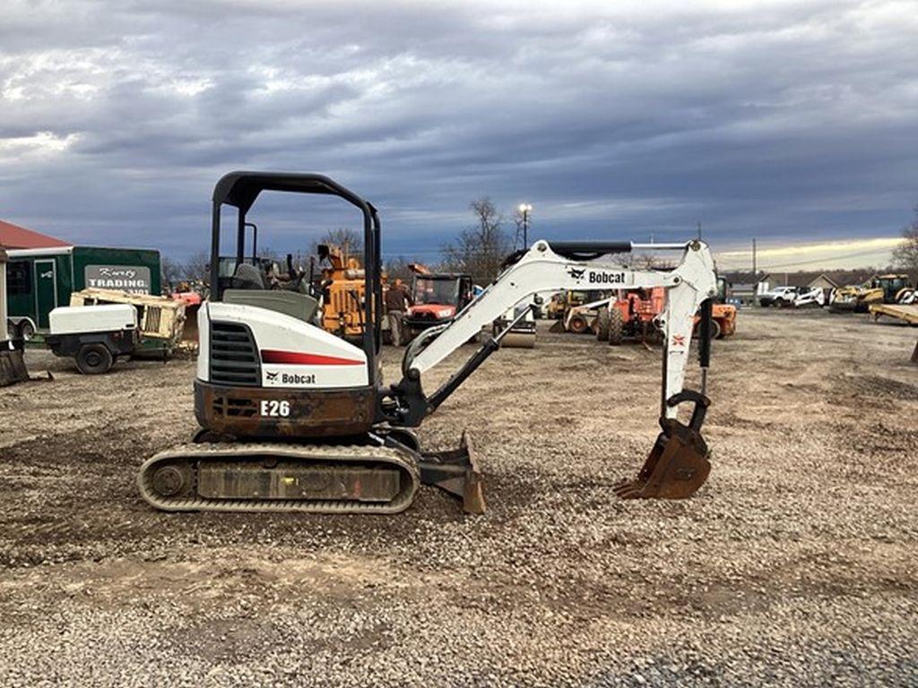 2012 BOBCAT E26 MINI EXCAVATOR