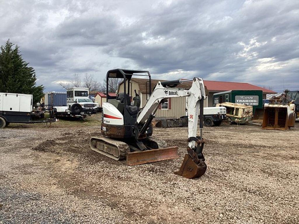 2012 BOBCAT E26 MINI EXCAVATOR