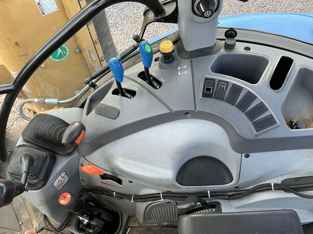 2017 NEW HOLLAND T4.110 FARM TRACTOR