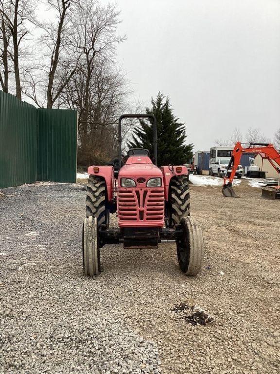 2009 MAHINDRA 5525 FARM TRACTOR