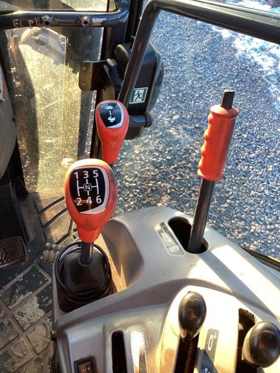 2016 KUBOTA M5-091 FARM TRACTOR