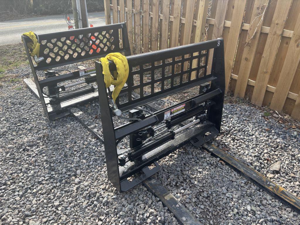 WILDCAT 48" HYDRAULIC ADJUSTING PALLET FORKS