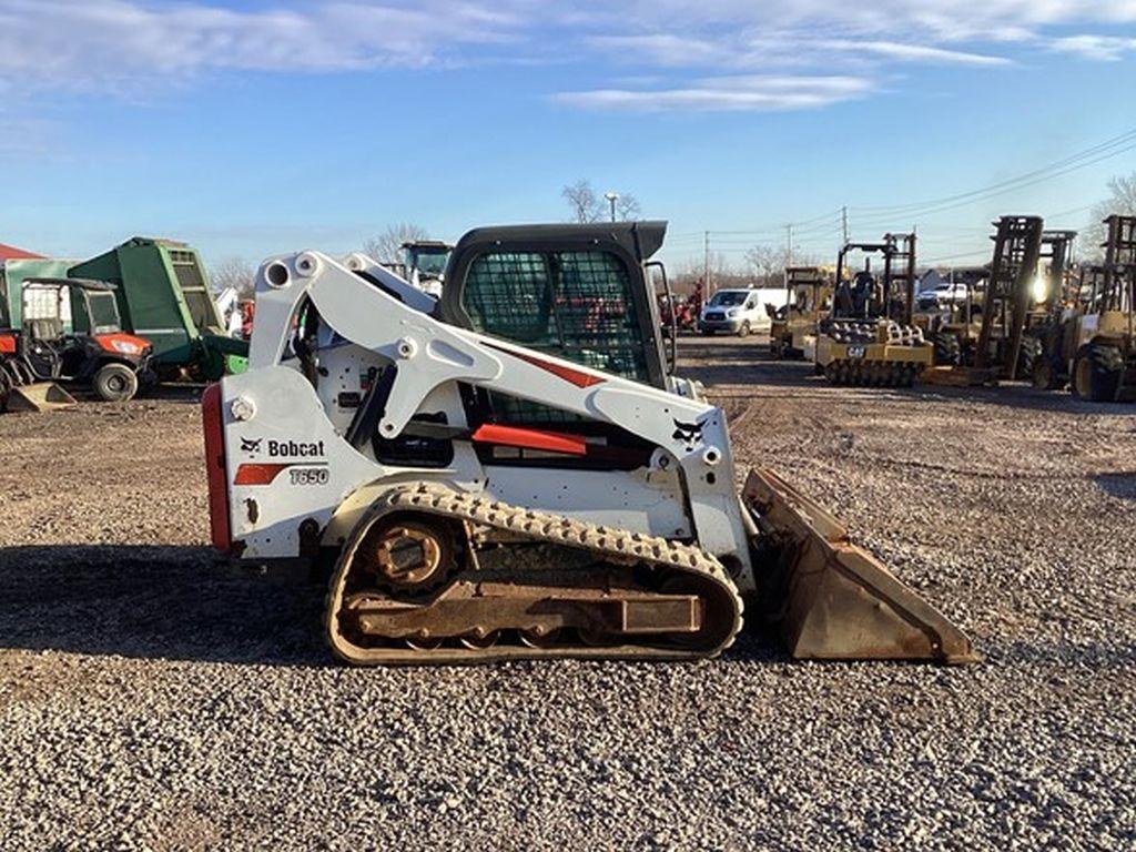 2017 BOBCAT T650 SKID STEER