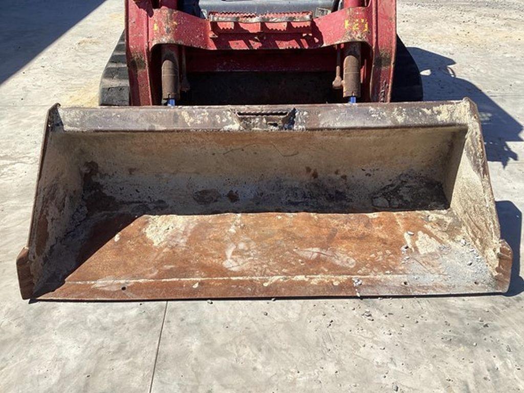 2018 TAKEUCHI TL12R2 SKID STEER