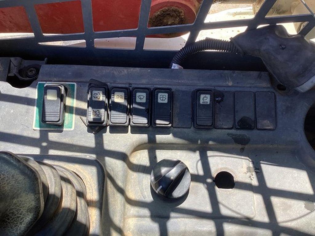 2018 TAKEUCHI TL12R2 SKID STEER