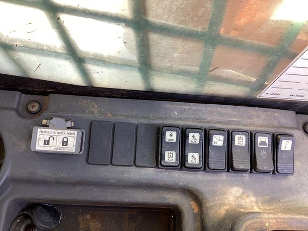2018 TAKEUCHI TL12R2 SKID STEER