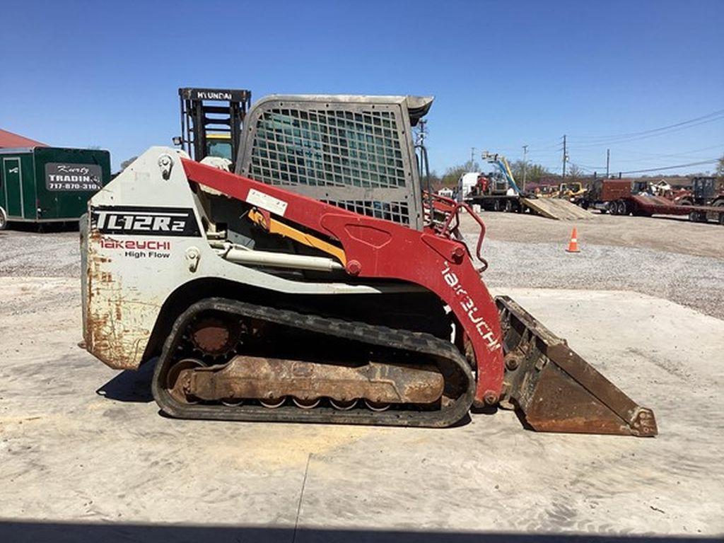 2018 TAKEUCHI TL12R2 SKID STEER