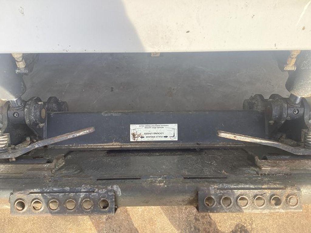 2005 BOBCAT S205 SKID STEER
