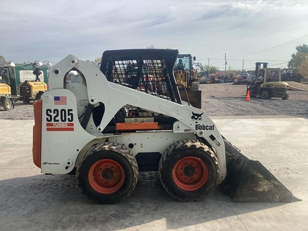 2005 BOBCAT S205 SKID STEER
