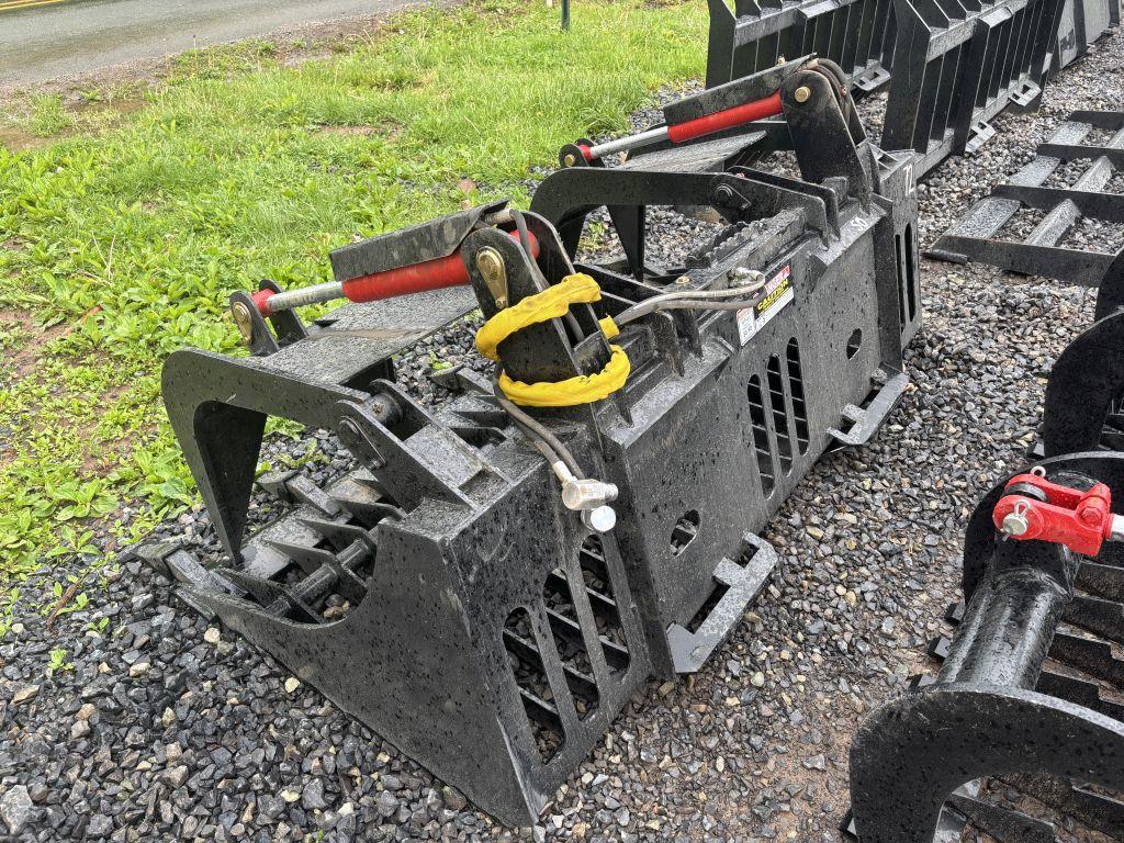 WILDCAT 72" ROCK GRAPPLE WITH TEETH