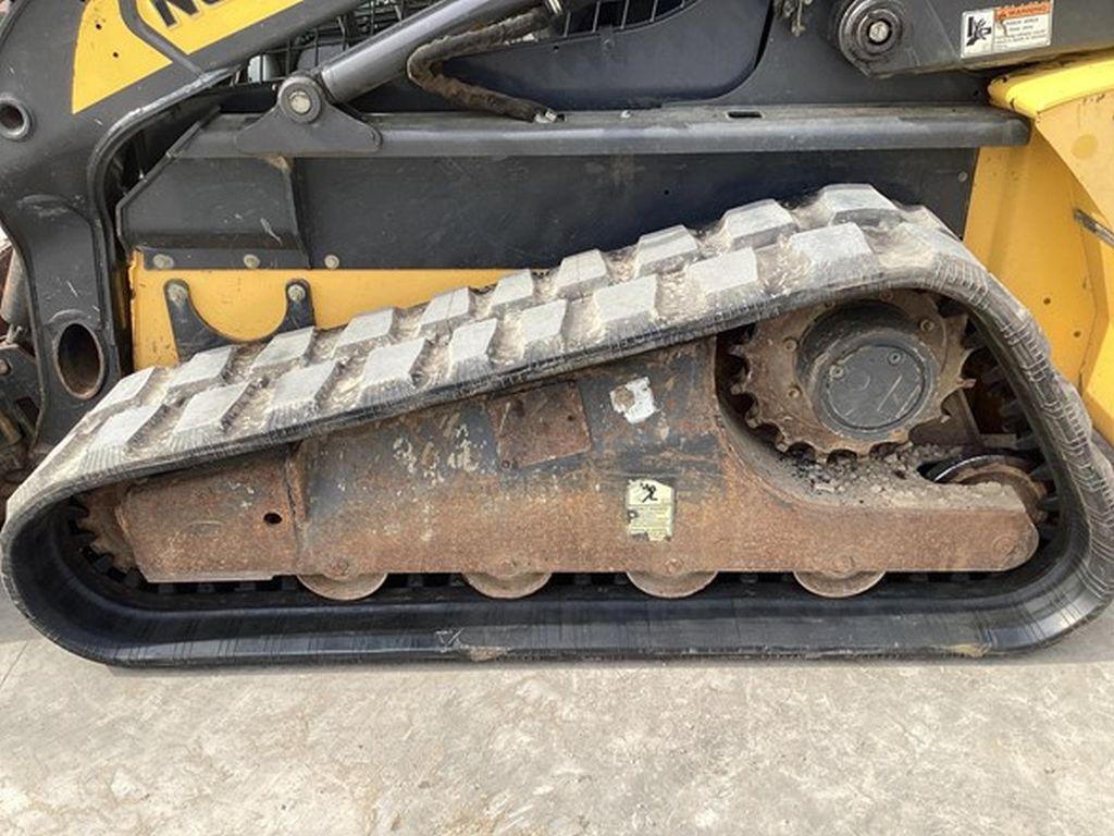 2014 NEW HOLLAND C232 SKID STEER