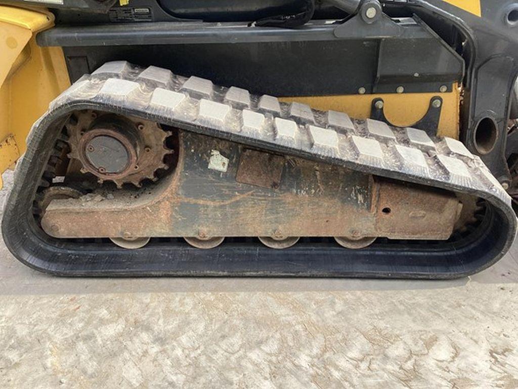 2014 NEW HOLLAND C232 SKID STEER