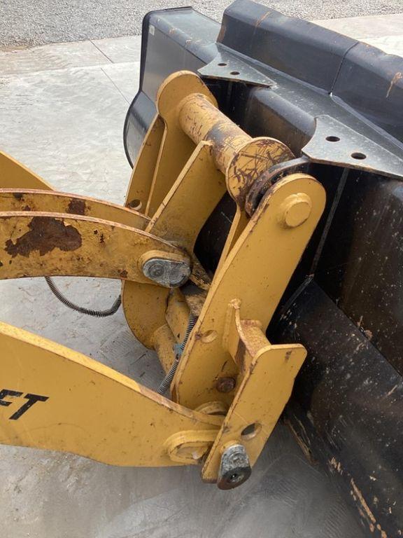 2018 CATERPILLAR 910M WHEEL LOADER