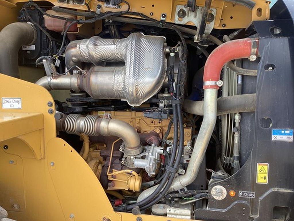2018 CATERPILLAR 910M WHEEL LOADER