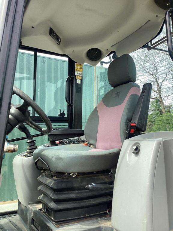 2018 CATERPILLAR 910M WHEEL LOADER