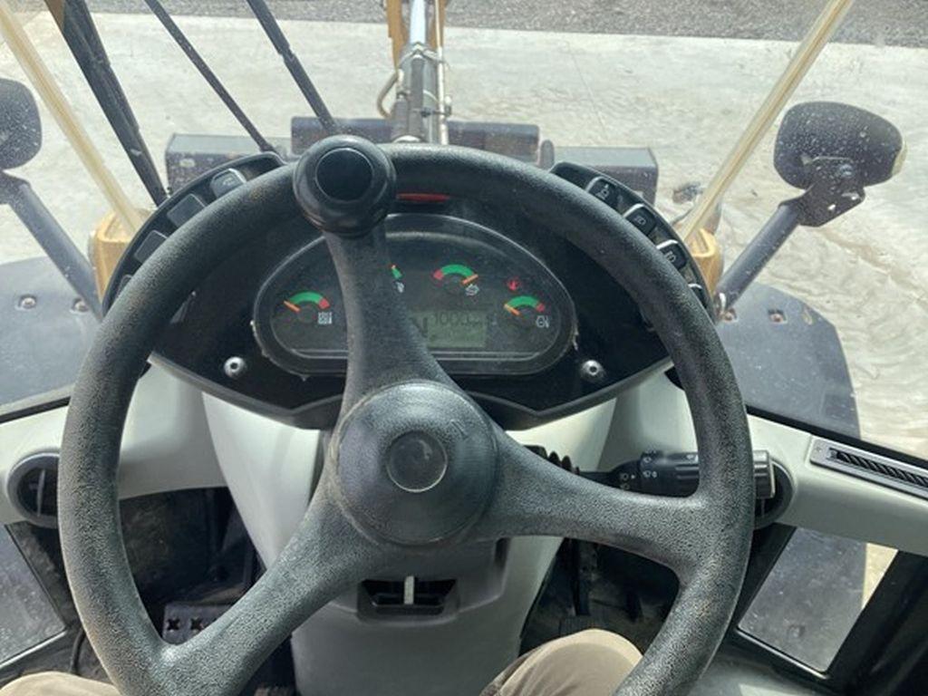2018 CATERPILLAR 910M WHEEL LOADER