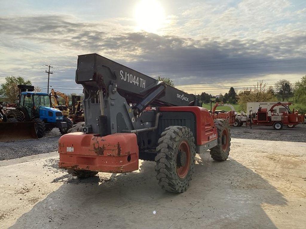 2018 SKYJACK SJ1044TH TELEHANDLER