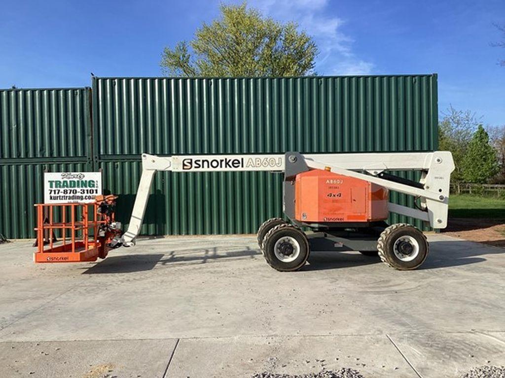 2016 SNORKEL AB60J MAN LIFT