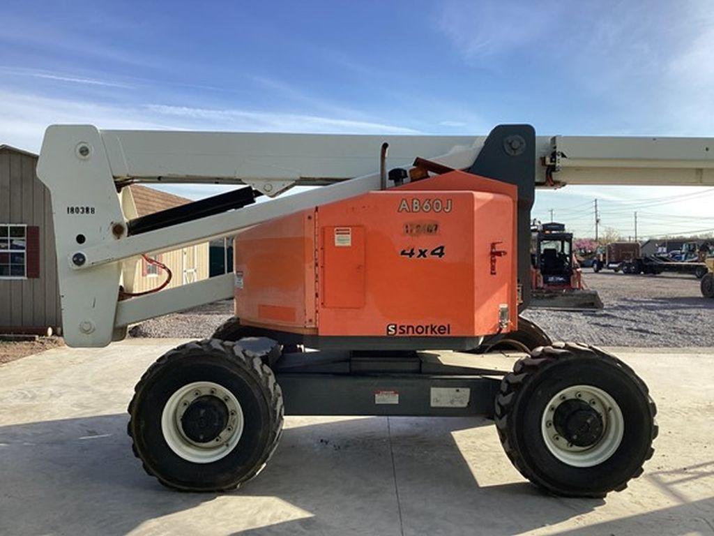 2016 SNORKEL AB60J MAN LIFT
