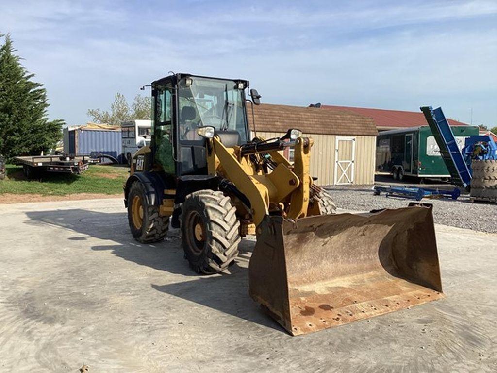 2011 CATERPILLAR 908H WHEEL LOADER