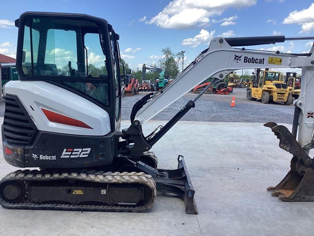 2018 BOBCAT E32 EXCAVATOR