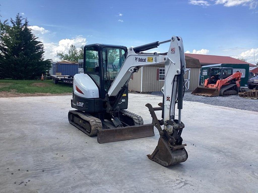 2018 BOBCAT E32 EXCAVATOR