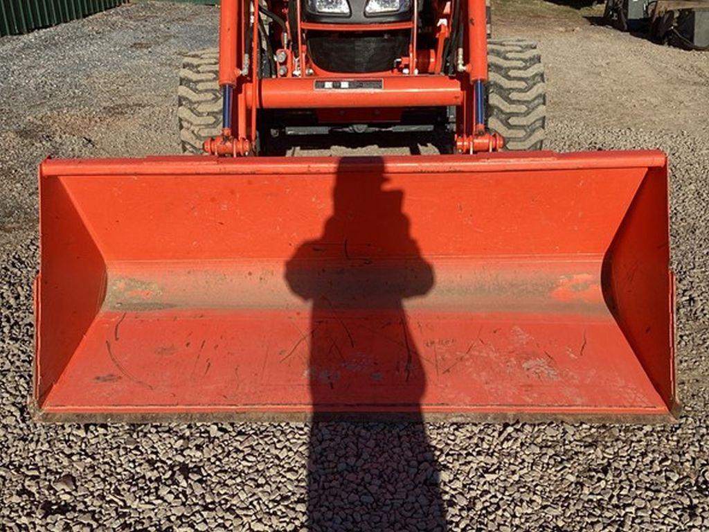 2023 KUBOTA M7060HDC TRACTOR