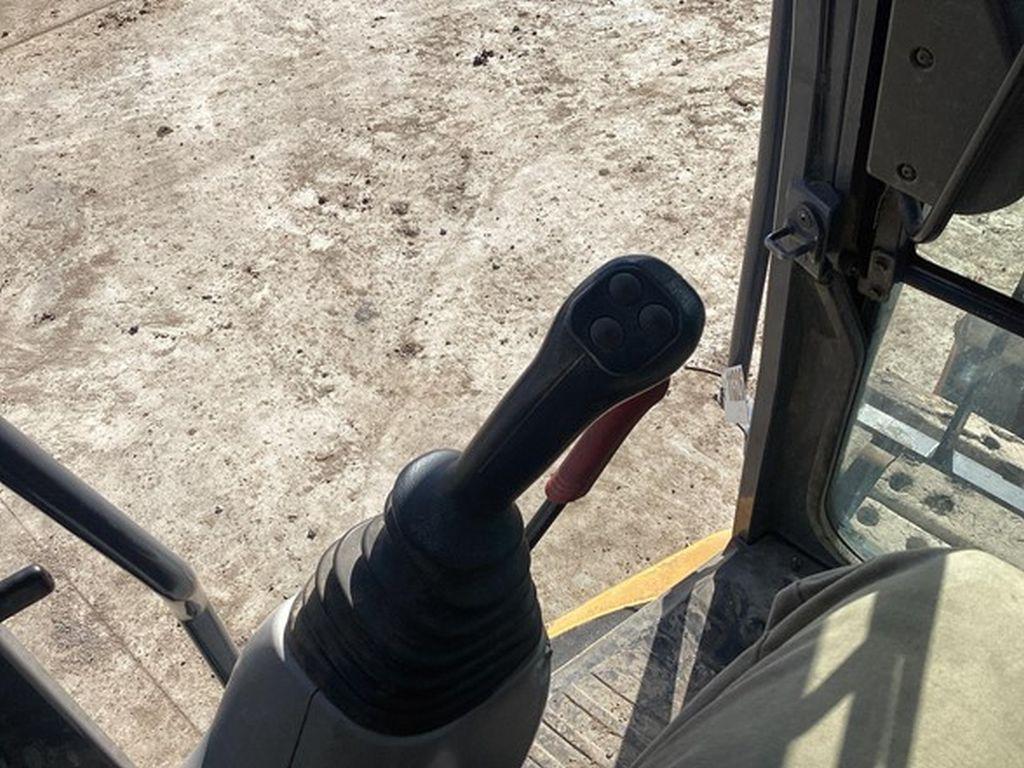 2017 DEERE 85G EXCAVATOR