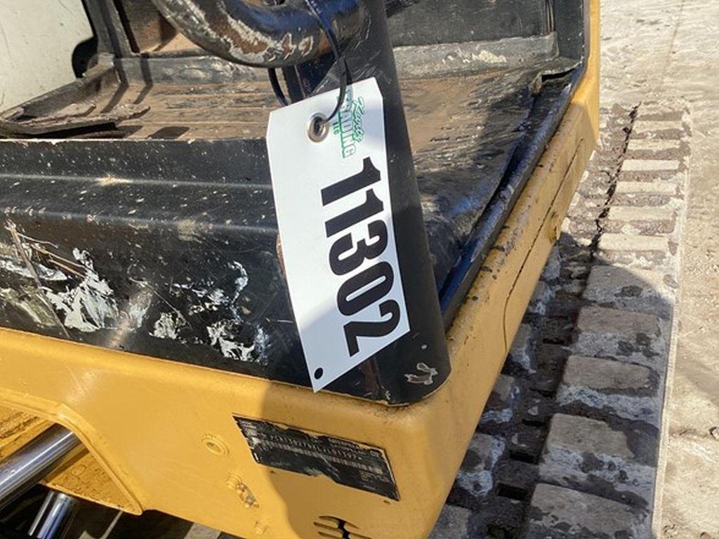 2013 CATERPILLAR 302.7D CR EXCAVATOR