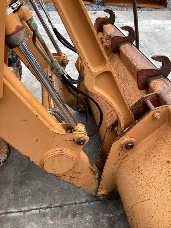 2004 CASE 580SM II LOADER BACKHOE