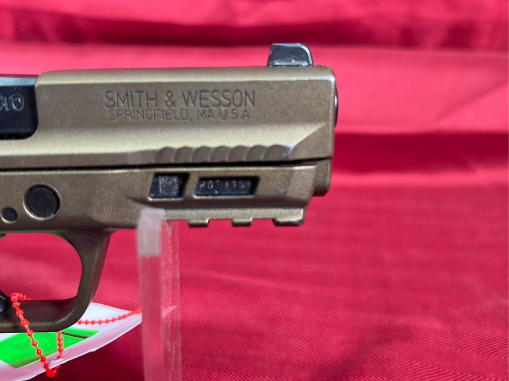 Smith & Wesson M&P Sheild 380 EZM .380 Cal Pistol