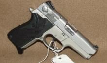 Smith & Wesson  6906  9mm  Pistol